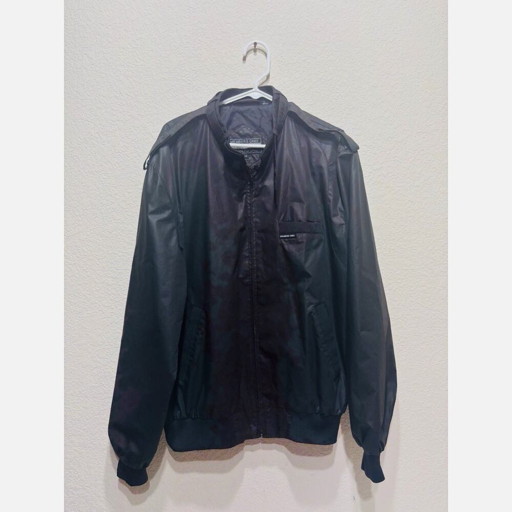 Members Only Jacket Mens XL Racer Jacket Black Iconic Full Zip Epaulettes Pocket